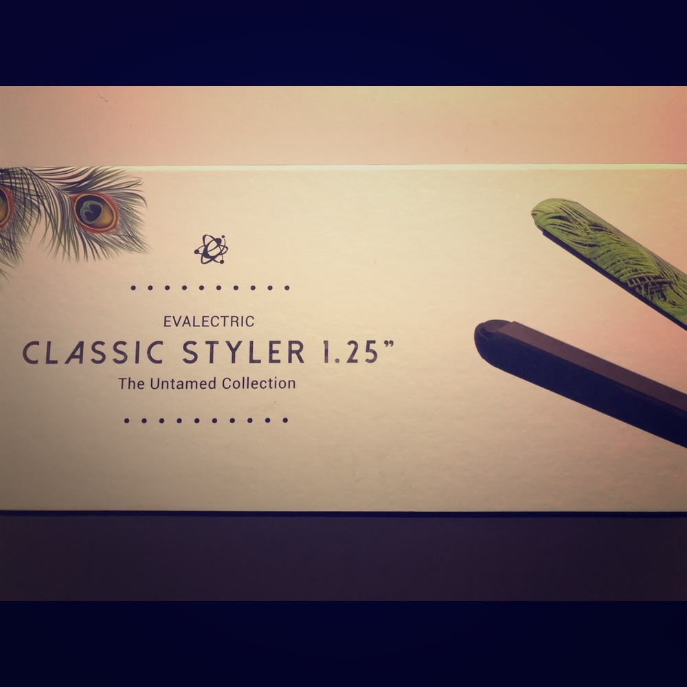 Never been used electric hair straightener
